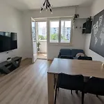 Sunny Getaway Apartment